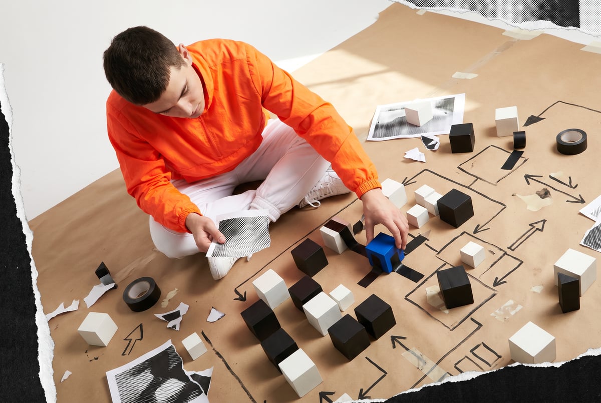 Multi-Agent Orchestration vs Single Model: Why 100+ Agents Beat One Frontier Model
