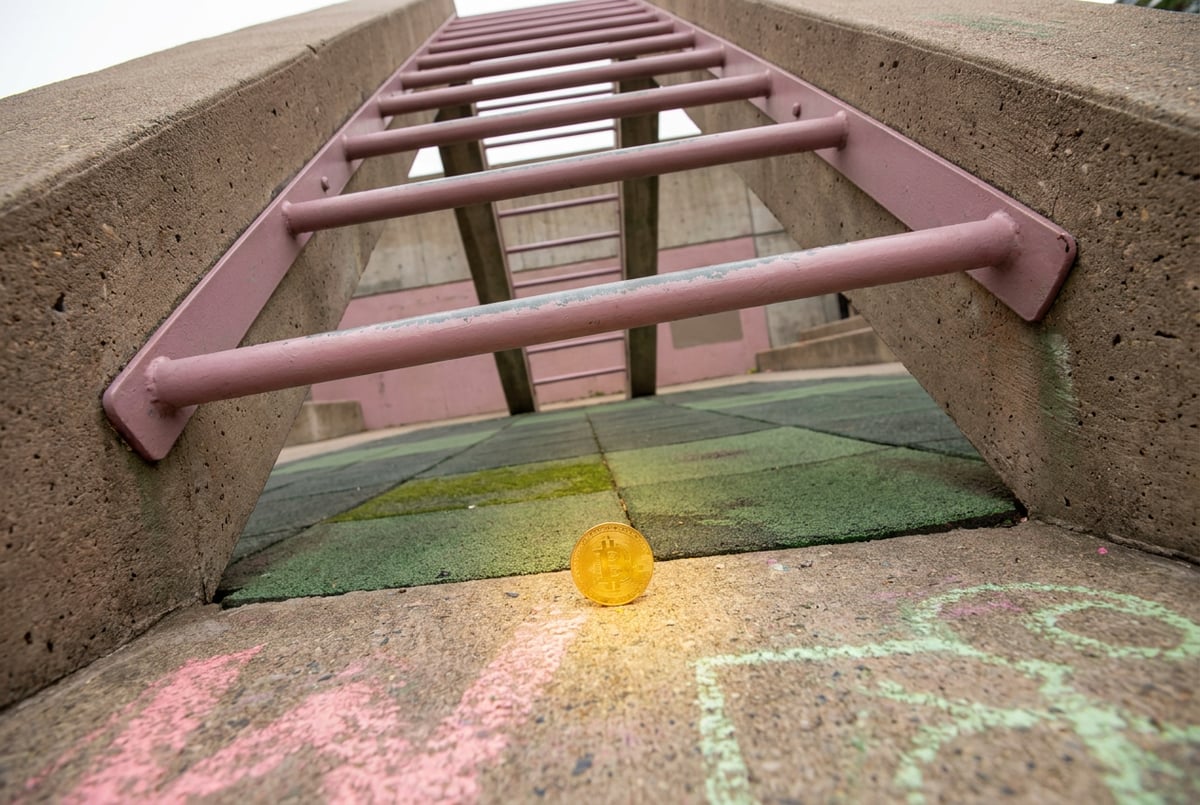 Bitcoin's Quantum Vulnerability: Why Satoshi's Dormant Wallet Is the Canary in the Coal Mine