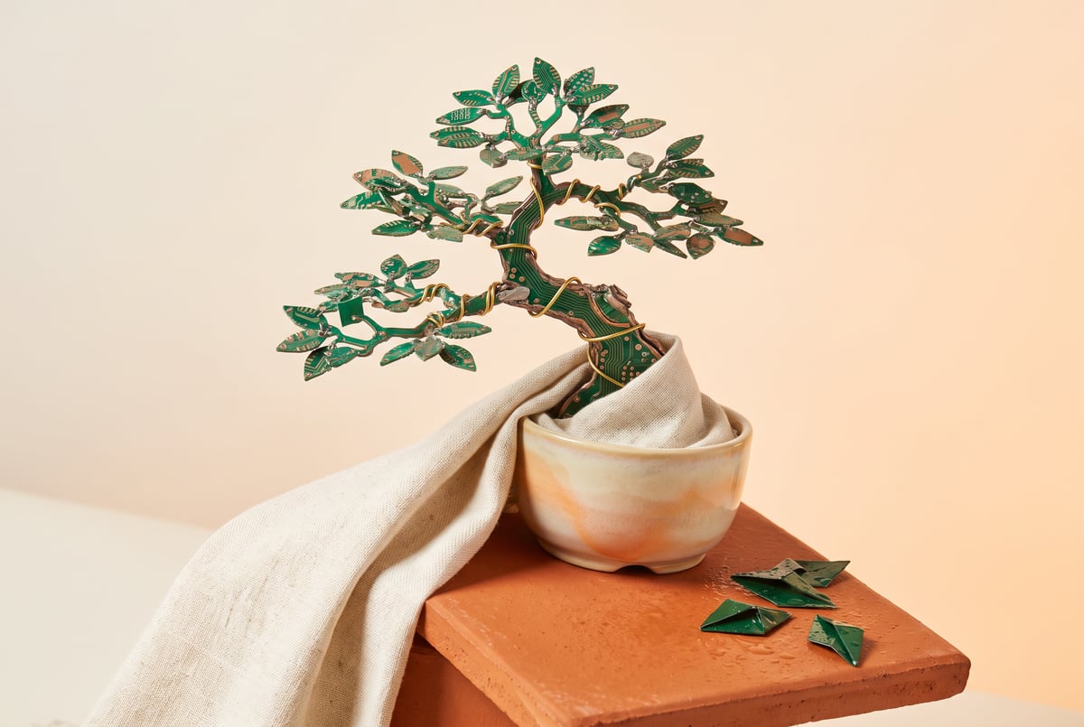 Ternary-Bonsai-2-27B: A 27B Model That Fits in 8.6GB